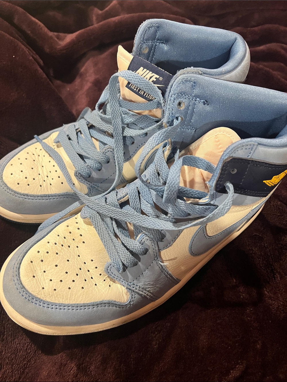 Nike Air First in Flight High Top Sneakers in Sky Blue & White size 8 women’s